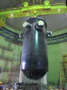 紅沿河核電4號(hào)機(jī)組壓力容器翻轉(zhuǎn)就位